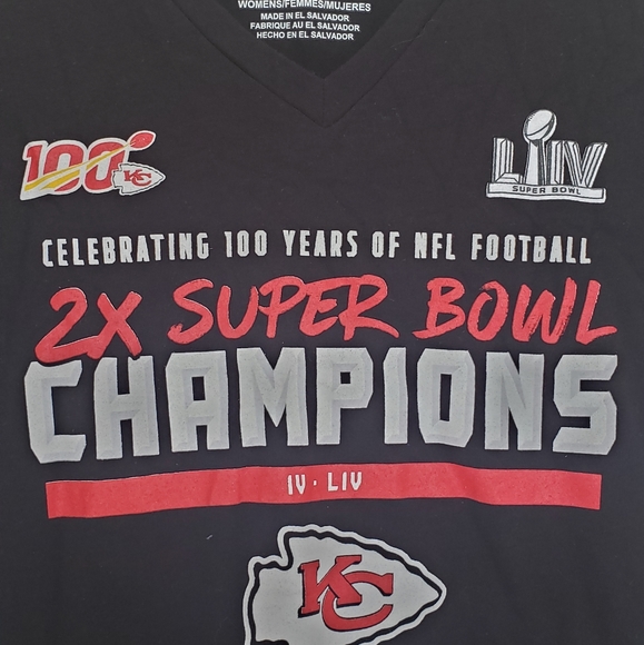 XL Chiefs V-neck, perfect for footbal season! - Picture 2 of 5
